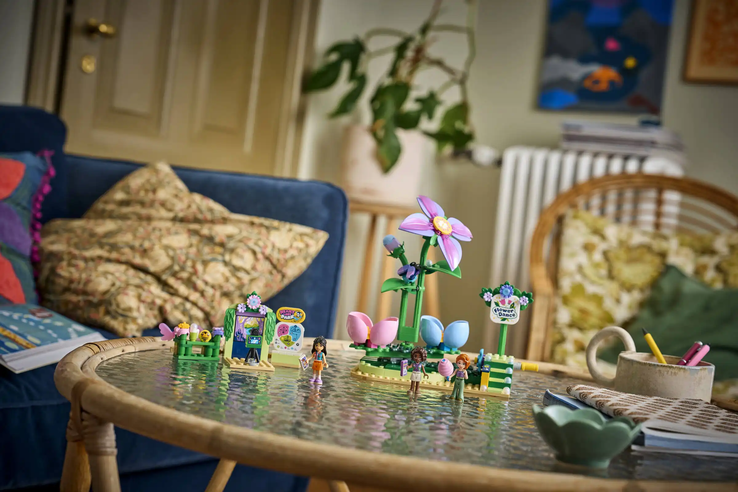 Zdjecie zestawu LEGO 42702 Friends Wróżkowa karuzela z kwiatami 4