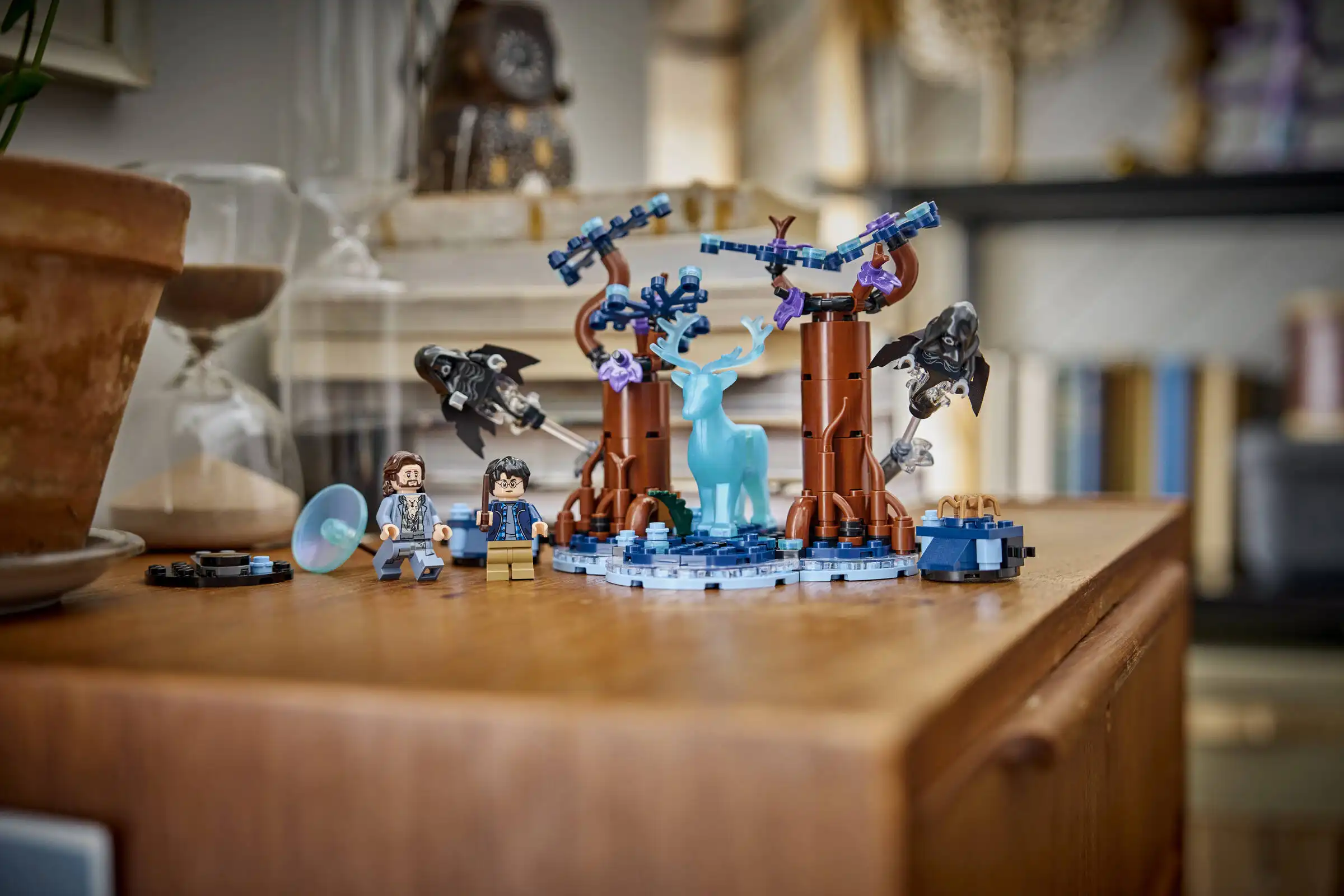 Zdjecie zestawu LEGO 76475 Harry Potter Zakazany Las: Expecto Patronum 1