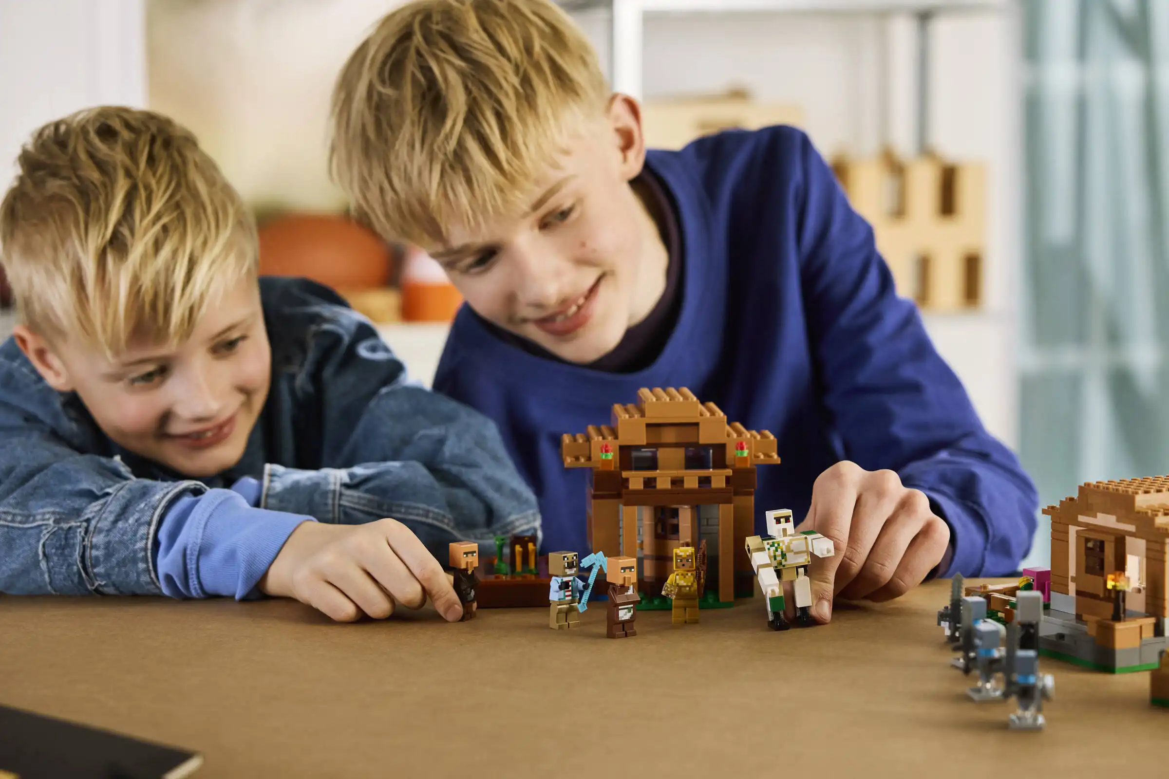 Zdjecie zestawu LEGO 21596 Minecraft Najazd przywoływaczy na wioskę 1