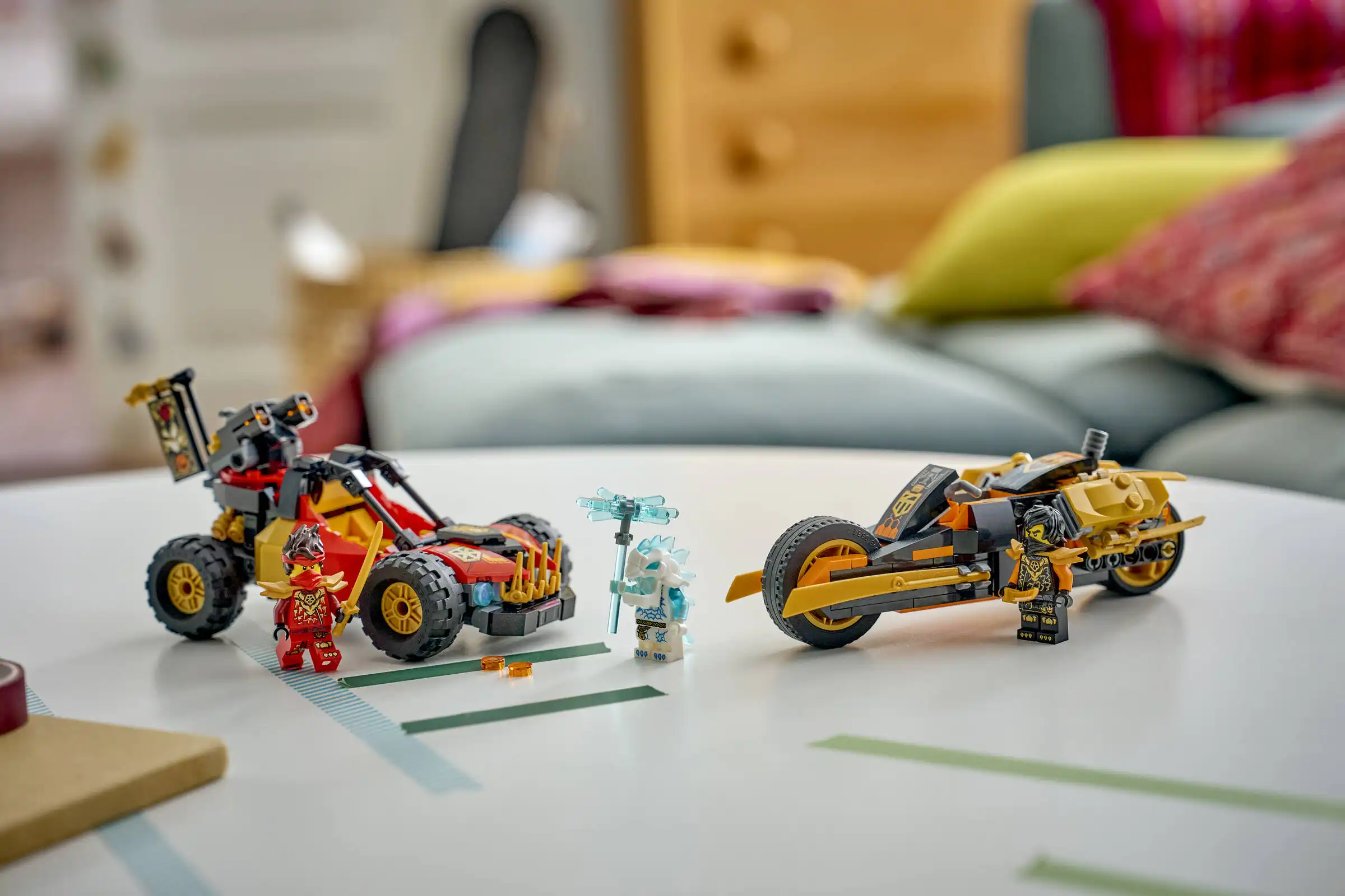 Zdjecie zestawu LEGO 71864 NINJAGO Wielofunkcyjne pojazdy Kaia i Cole’a 1