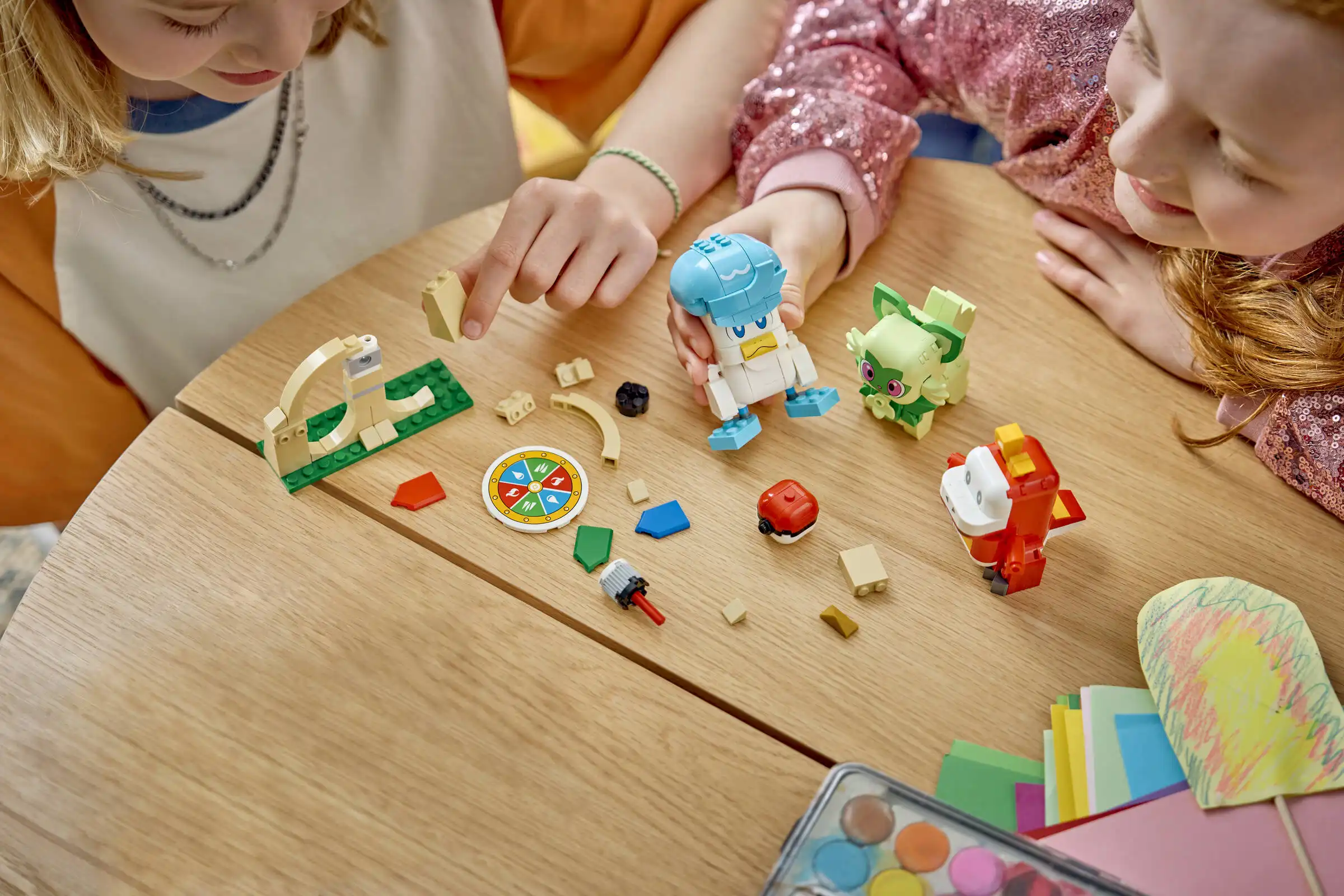 Zdjecie zestawu LEGO 72158  SMART Play™: Sprigatito, Fuecoco i Quaxly — bitwa 1