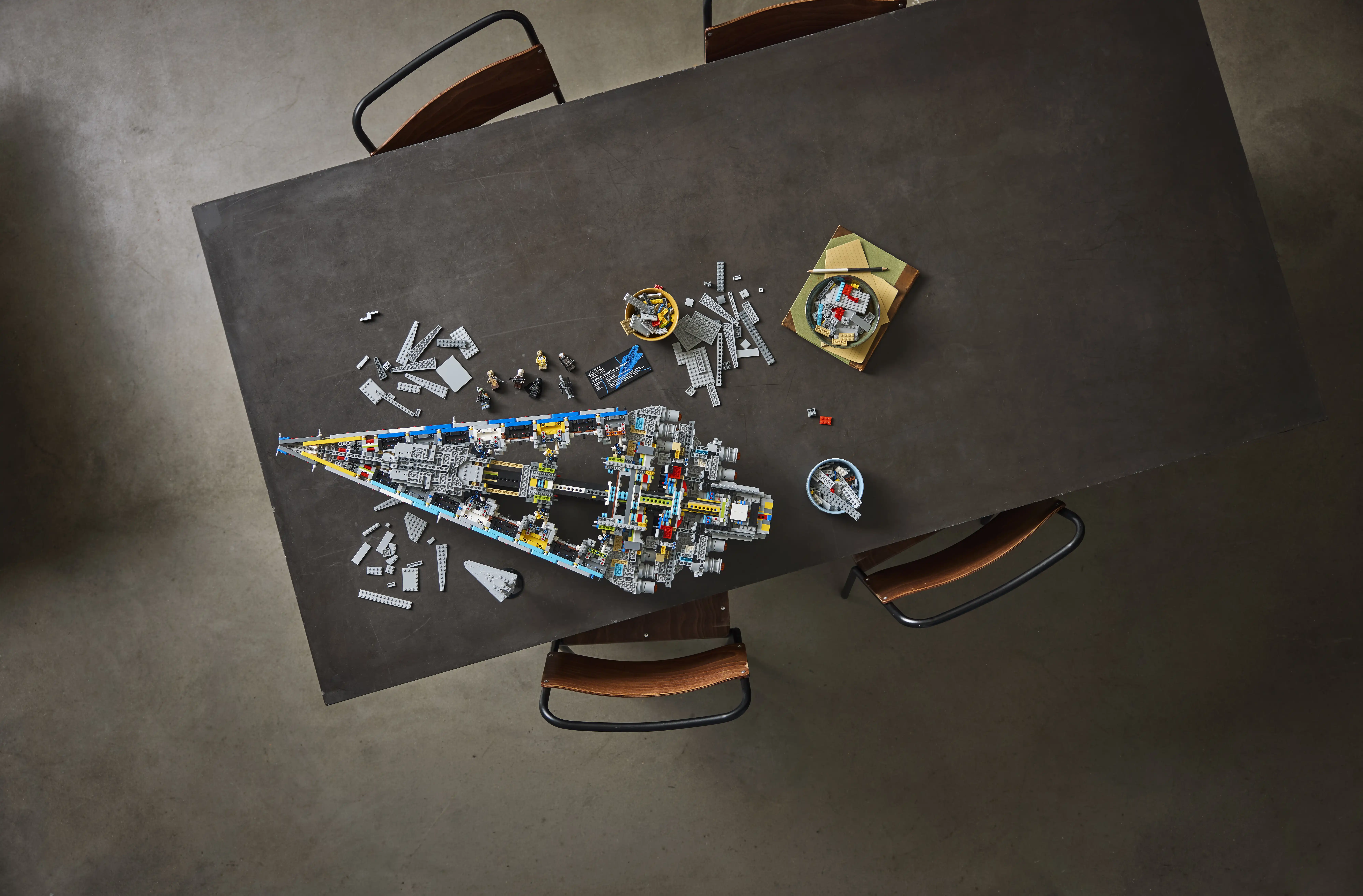 Zdjecie zestawu LEGO 75457 Star Wars Gwiezdny superniszczyciel typu Executor 1