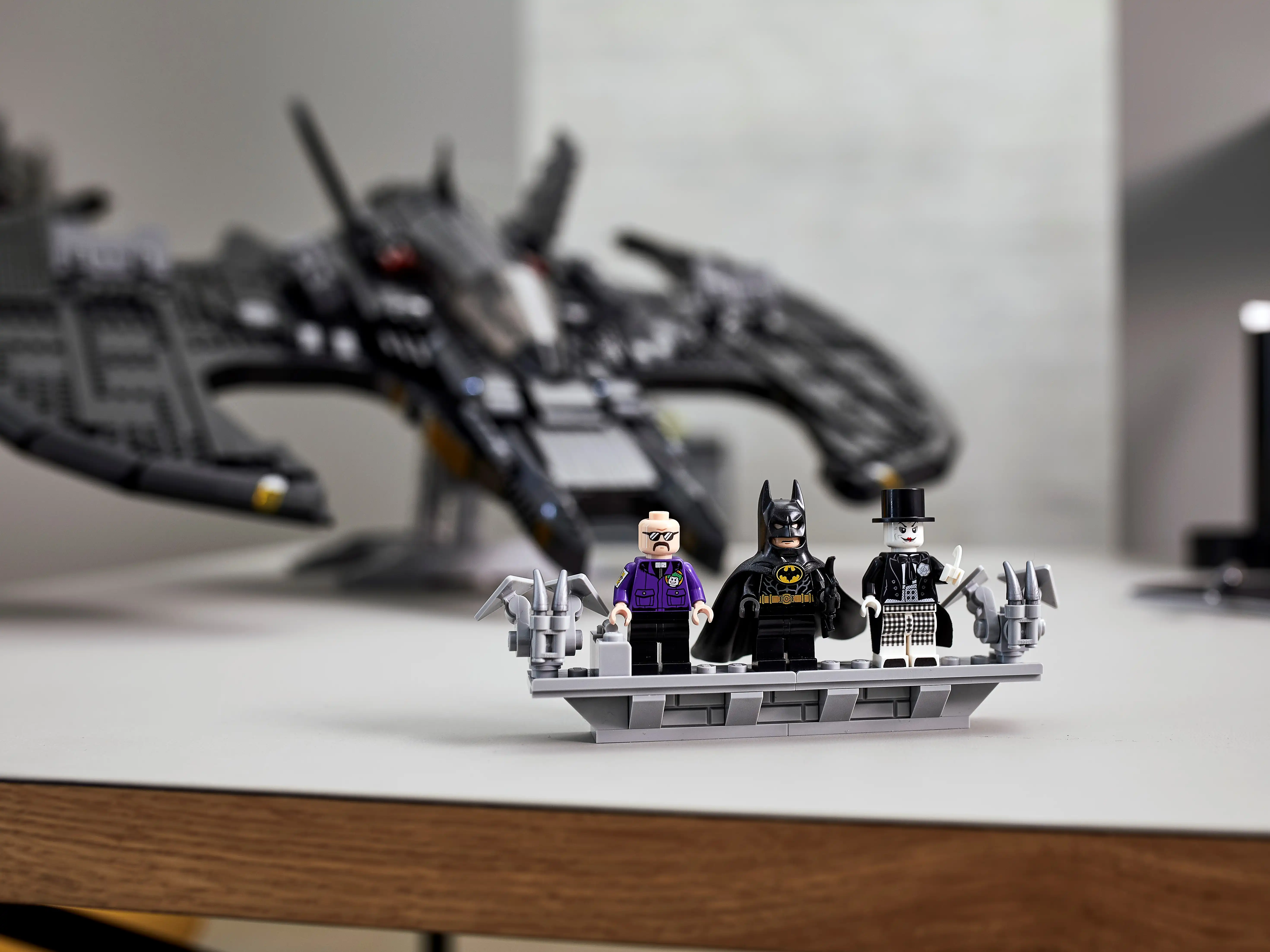 Zdjecie zestawu LEGO 76161 Batman Batwing z 1989 roku​ 2