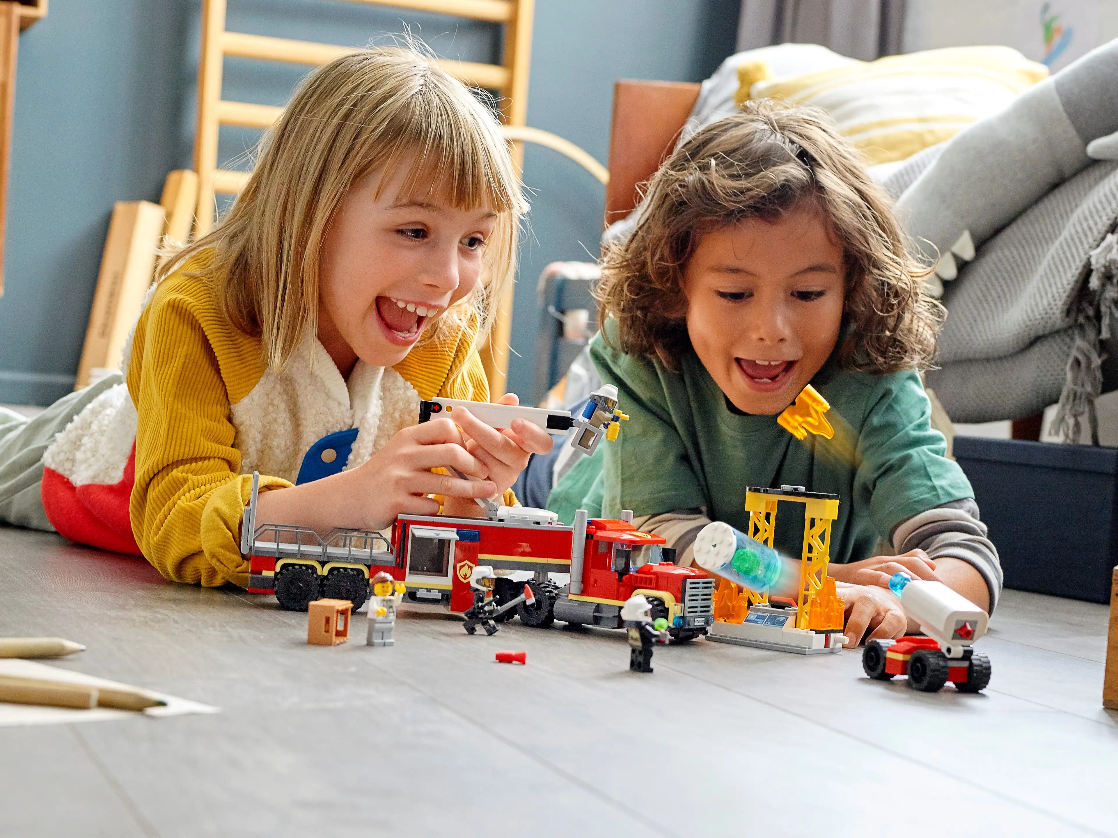 Zdjecie zestawu LEGO 60282 City Strażacka jednostka dowodzenia 4