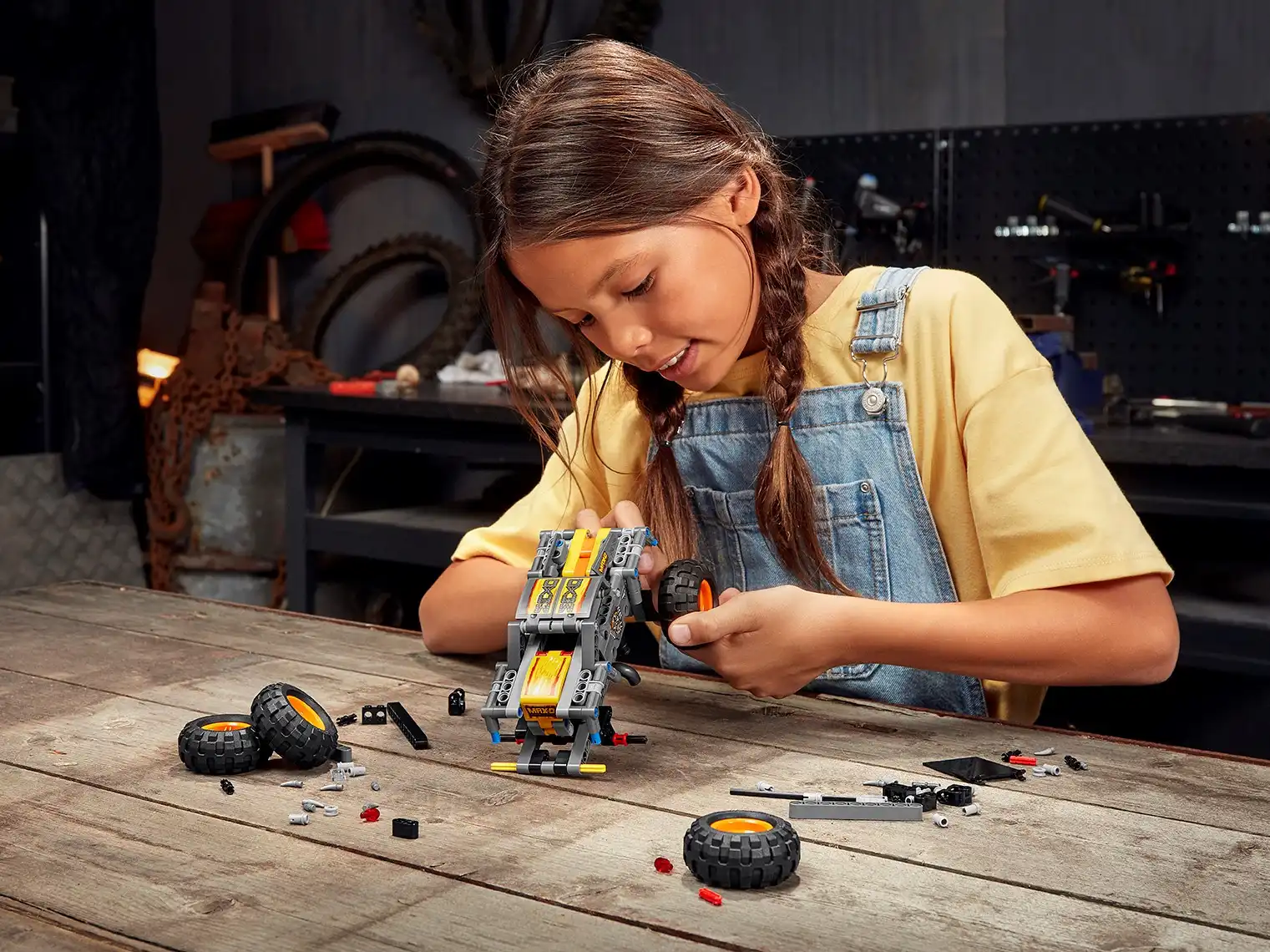 Zdjecie zestawu LEGO 42119 Technic Monster Jam® Max-D® 1