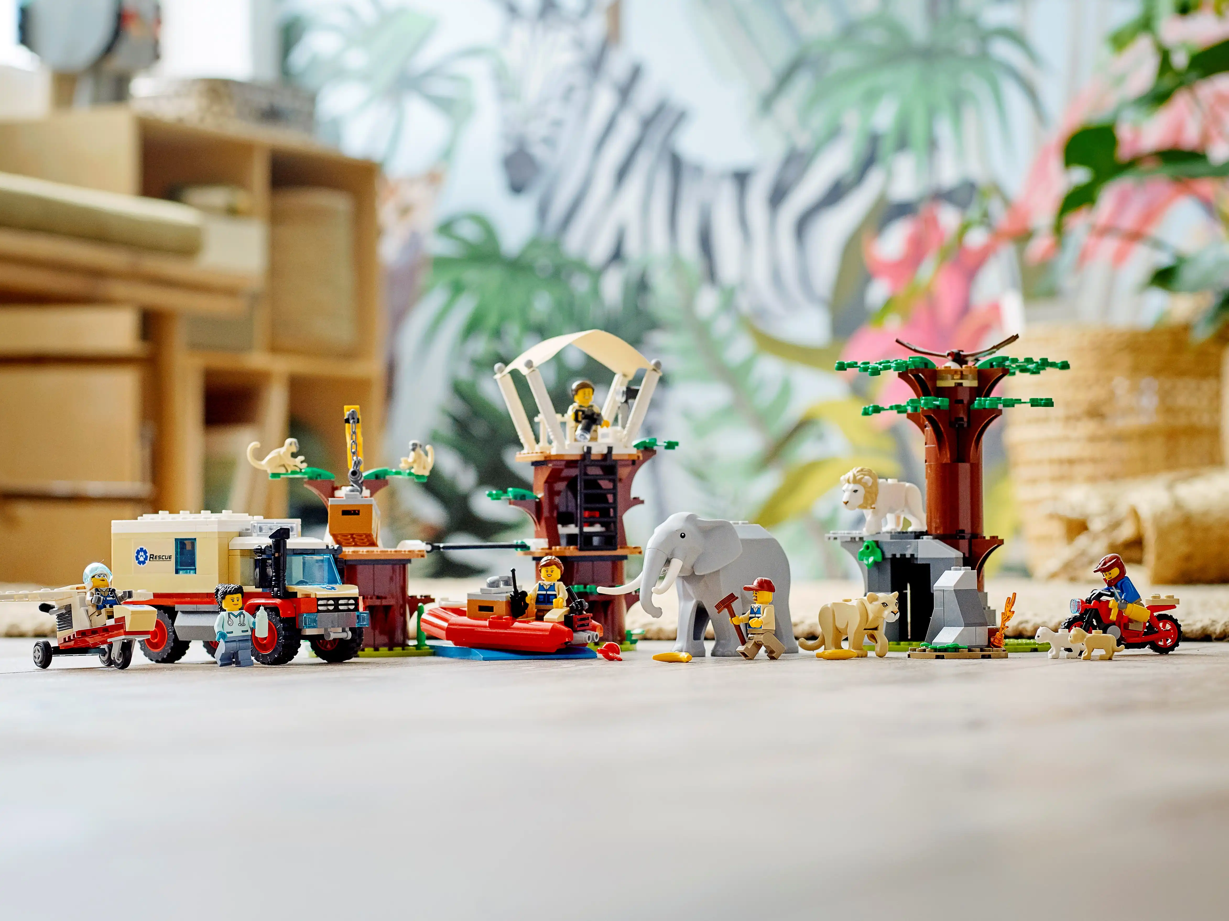 Zdjecie zestawu LEGO 60307 City Obóz ratowników dzikich zwierząt 3