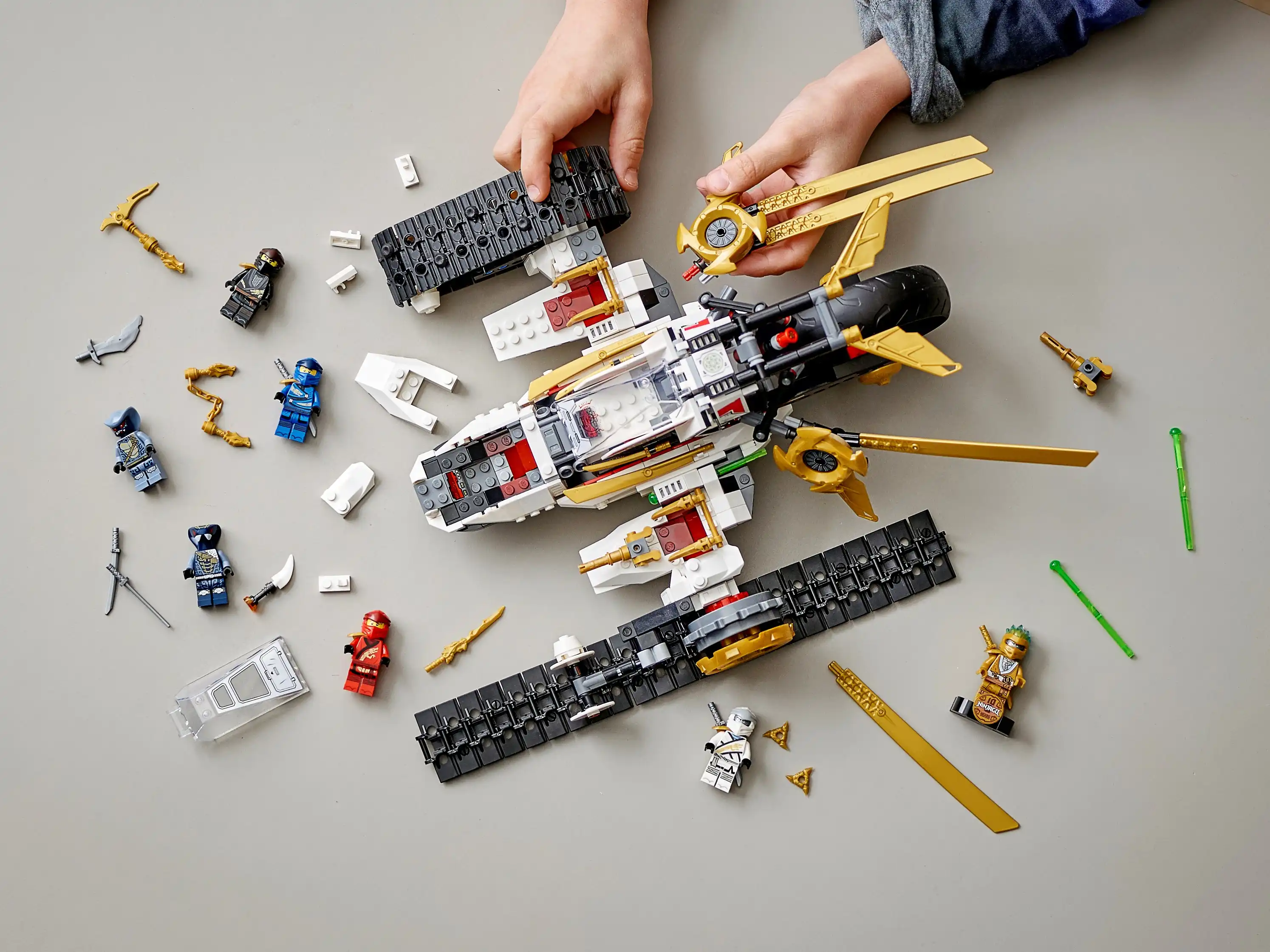 Zdjecie zestawu LEGO 71739 Ninjago Pojazd ultradźwiękowy 2